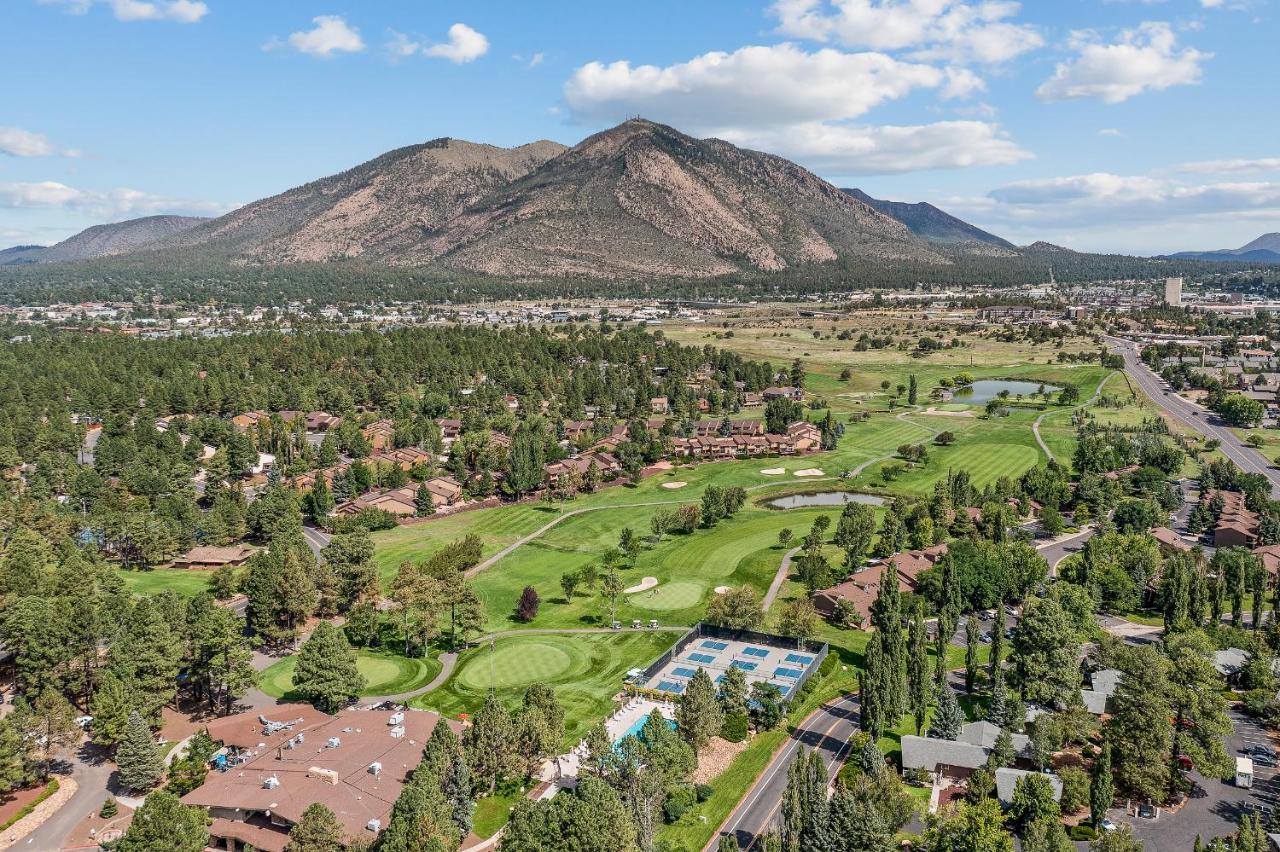 Cozy 1 Bdr Condo In The Country Club! Flagstaff Exterior photo