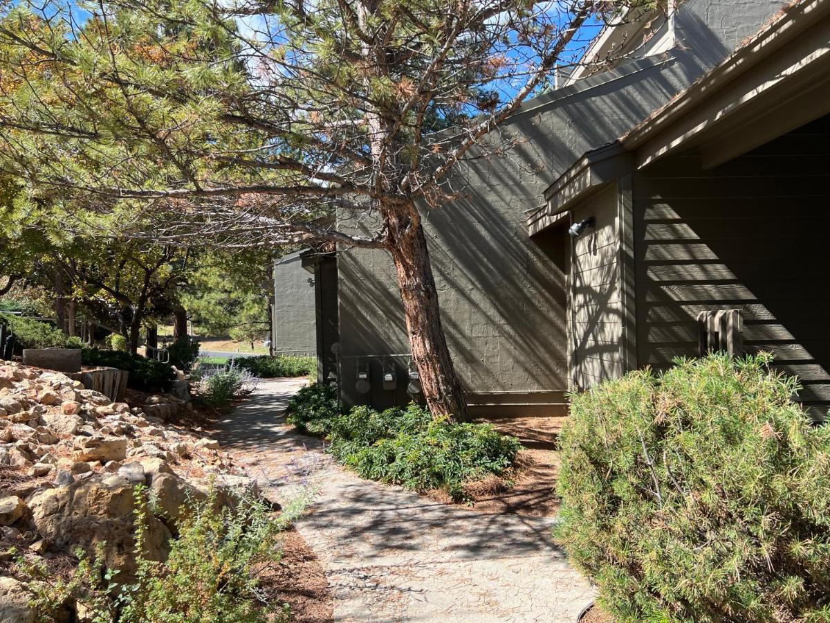 Cozy 1 Bdr Condo In The Country Club! Flagstaff Exterior photo